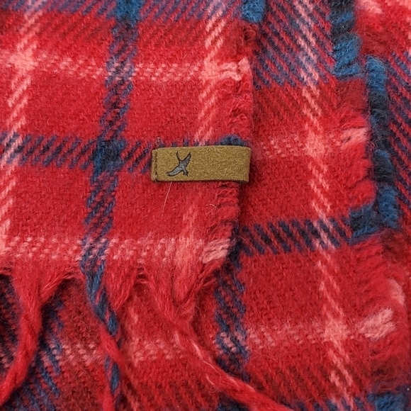 EDDIE BAUER OVERSIZE BLANKET SCARF SHAWL WRAP RED & BLUE PLAID FRINGE WOMEN OS - Picture 11 of 14